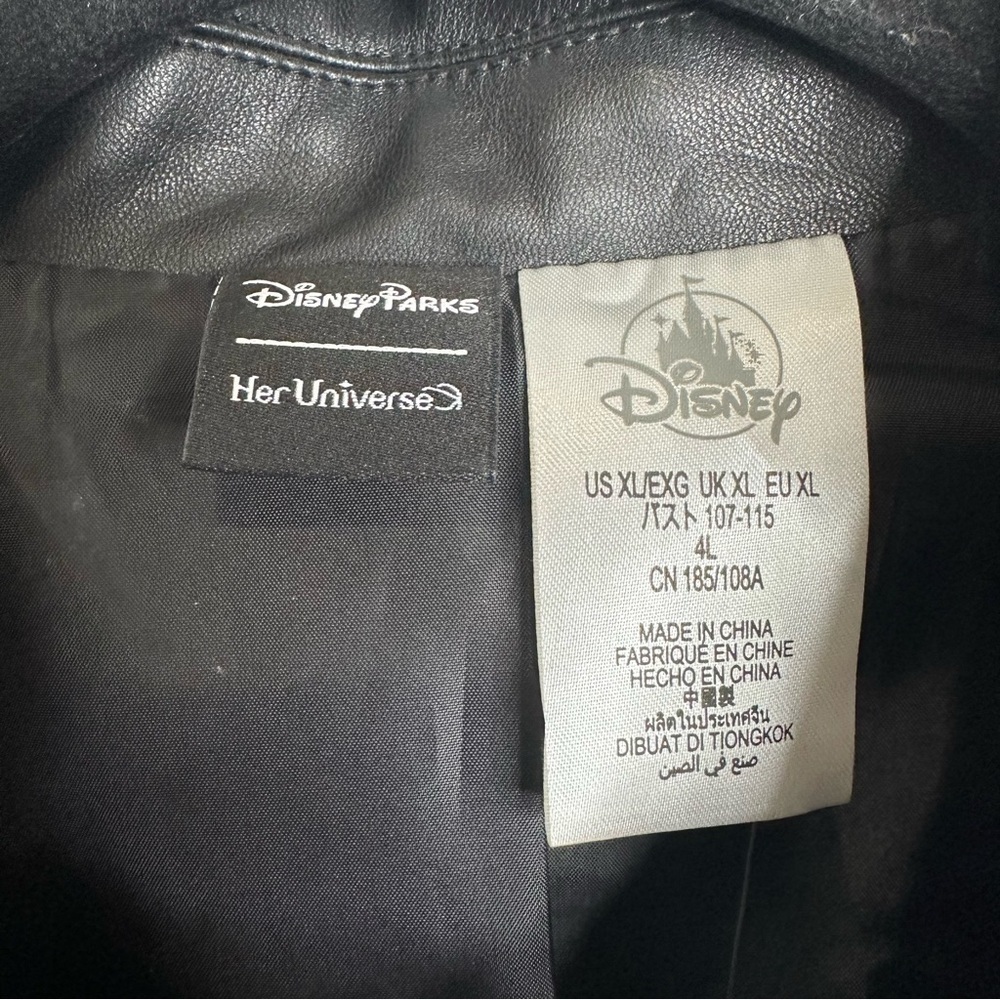 Disney Her Universe Cruella Live Action Faux Leather Jacket - Picture 7 of 7